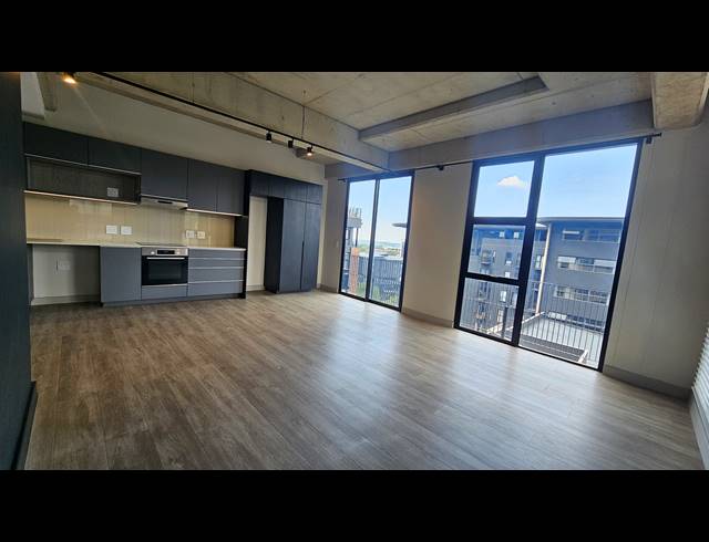 1 BEDROOM APARTMENT FOR SALE IN SANDOWN